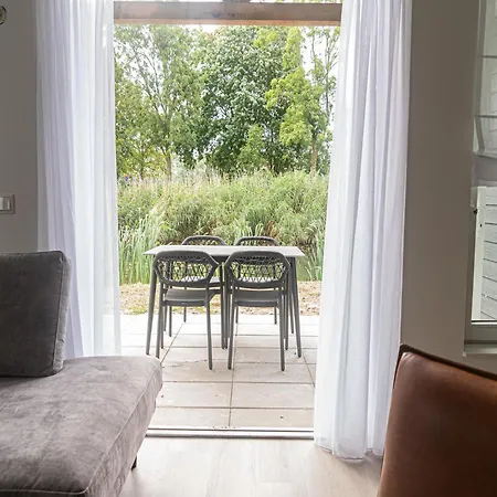 Near The Waterfront, Cleaning Included * Simonshaven