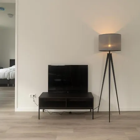 Near The Waterfront, Cleaning Included *